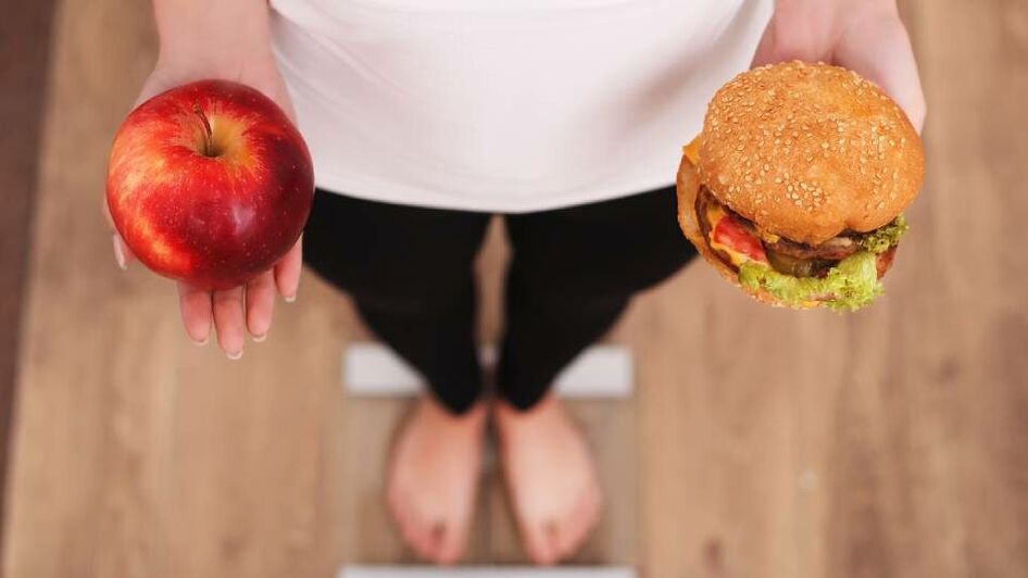 Eden od načinov za hitro izgubo teže je sprememba prehrane. 